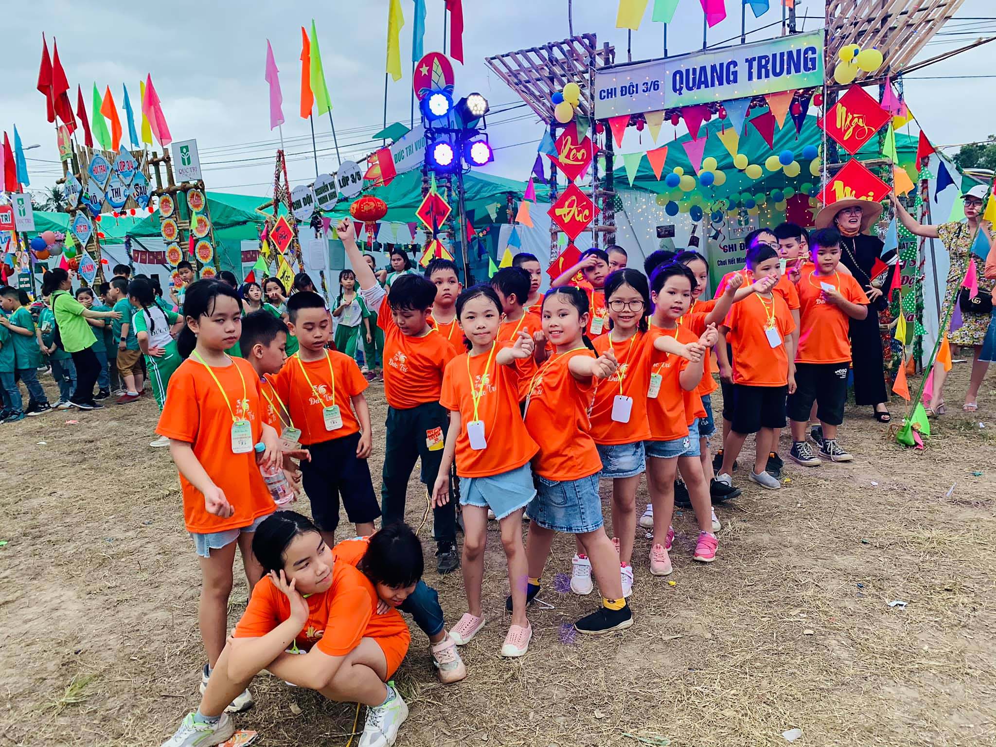 Các con tham gia Trại hè do trường tổ chức