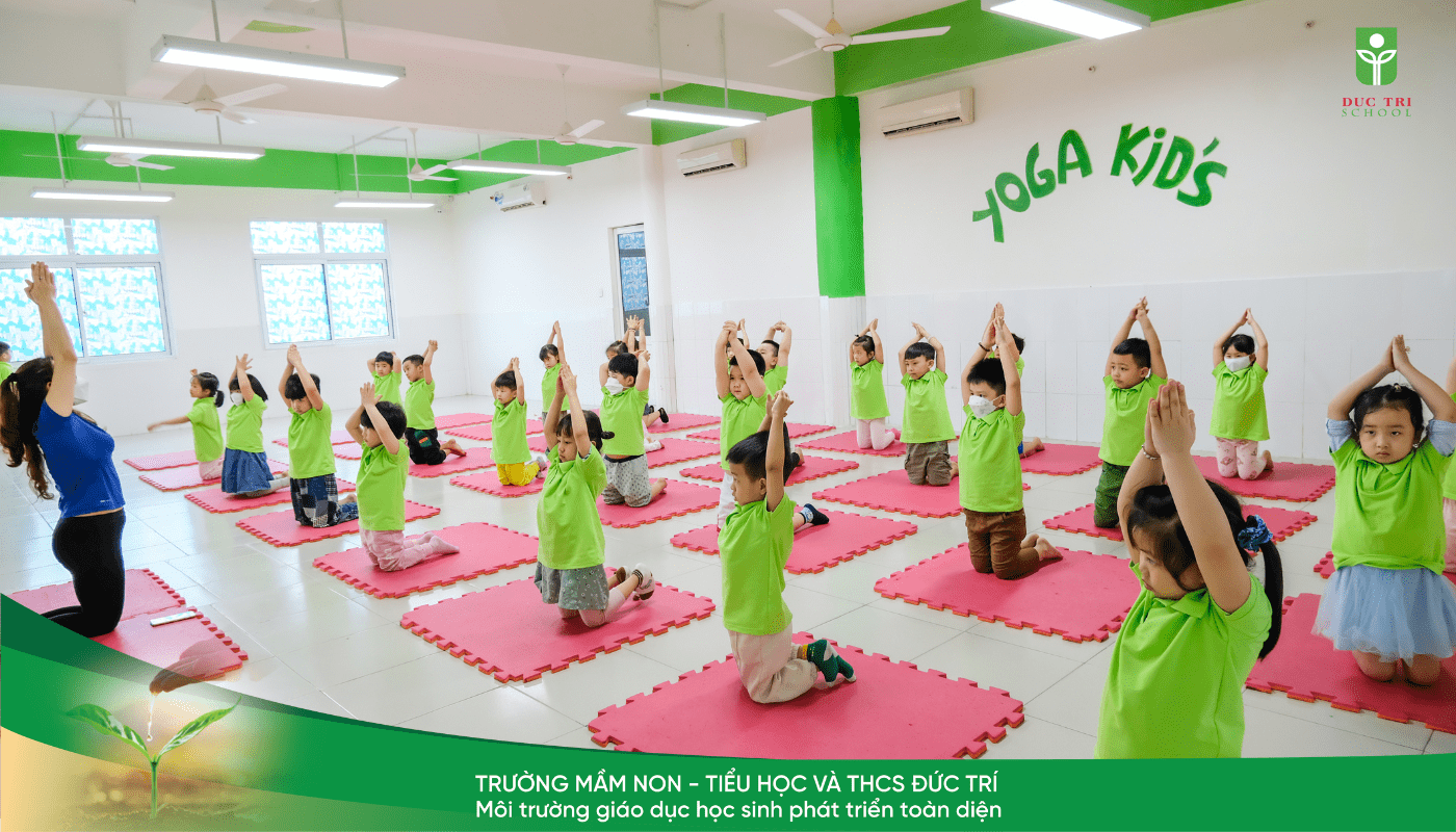Trẻ Học Yoga Mầm Non Tại Trường Mầm Non Đức Trí Đà Nẵng