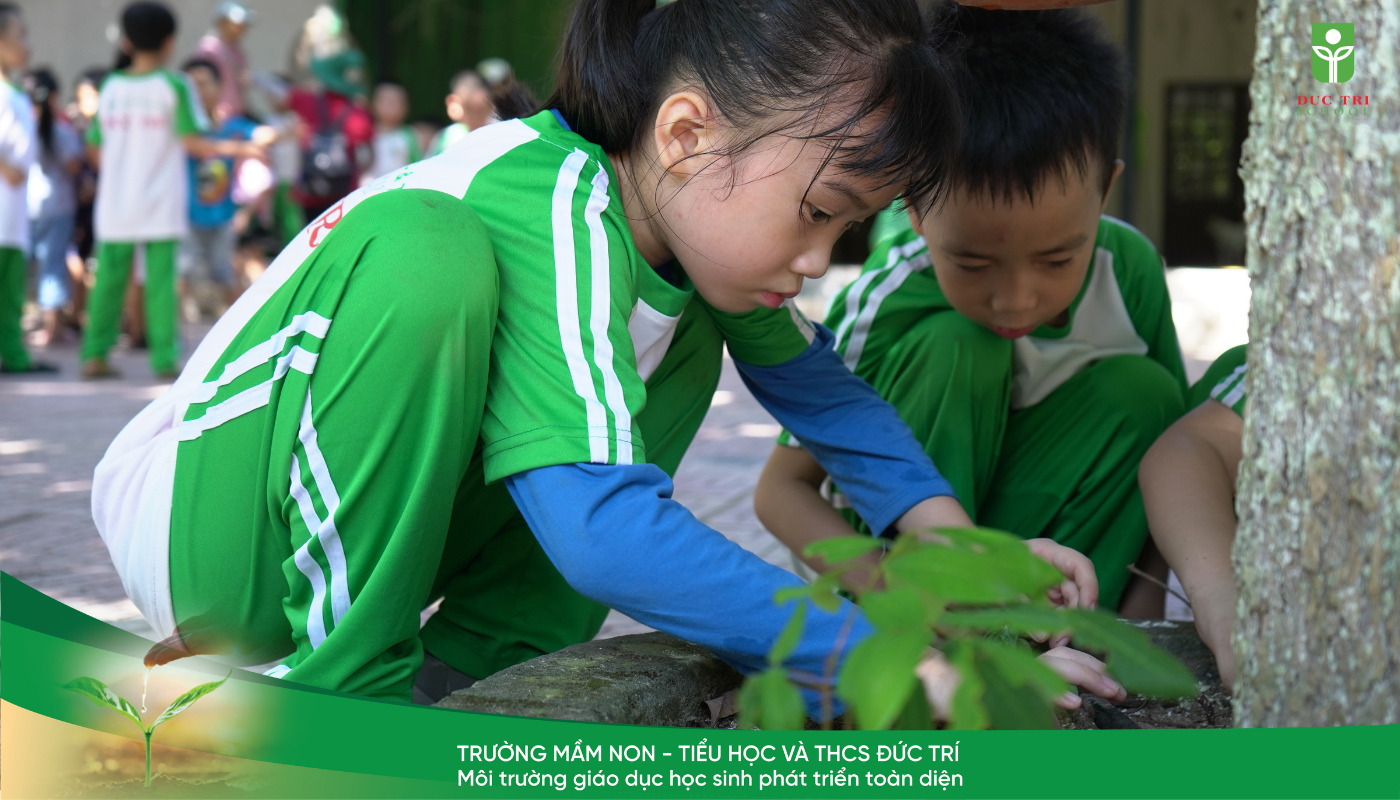 Những hoạt động ngoài trời cùng bạn bè giúp trẻ phát triển nhiều kỹ năng hơn