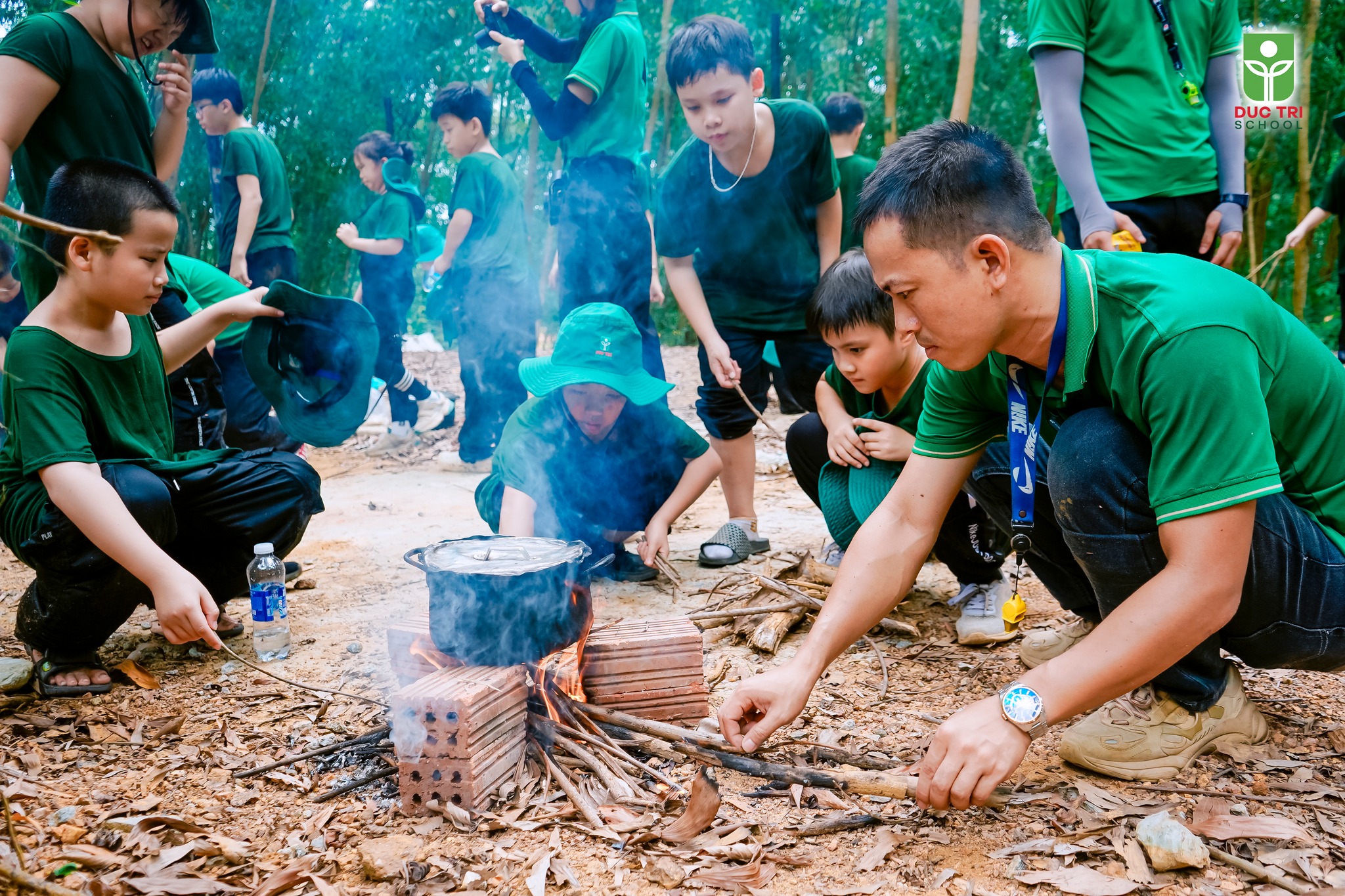 Trại hè sinh tồn