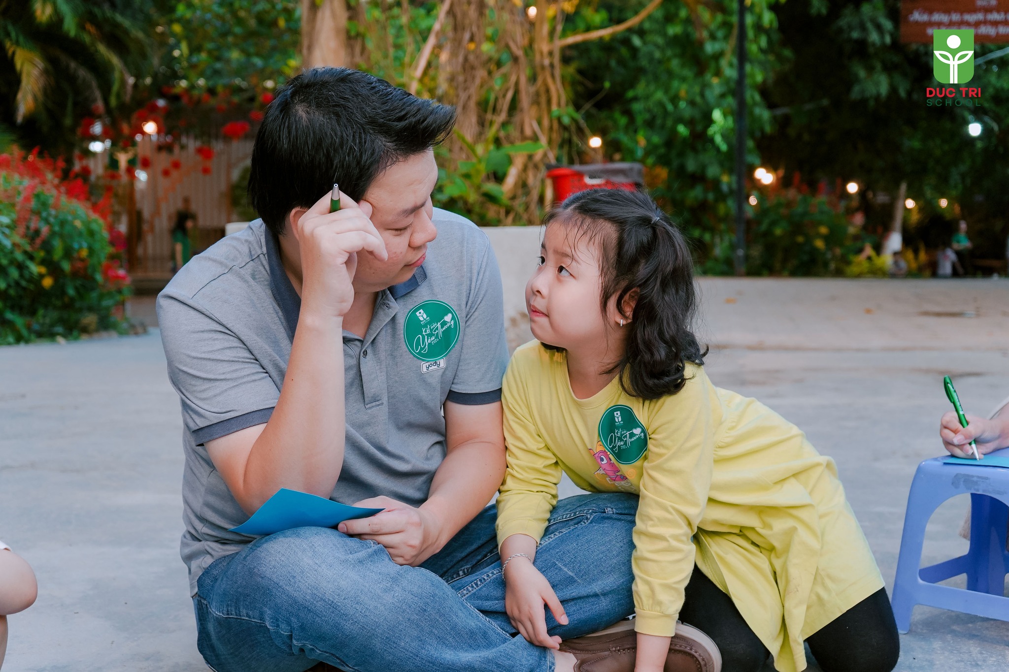 Trở thành bạn của con