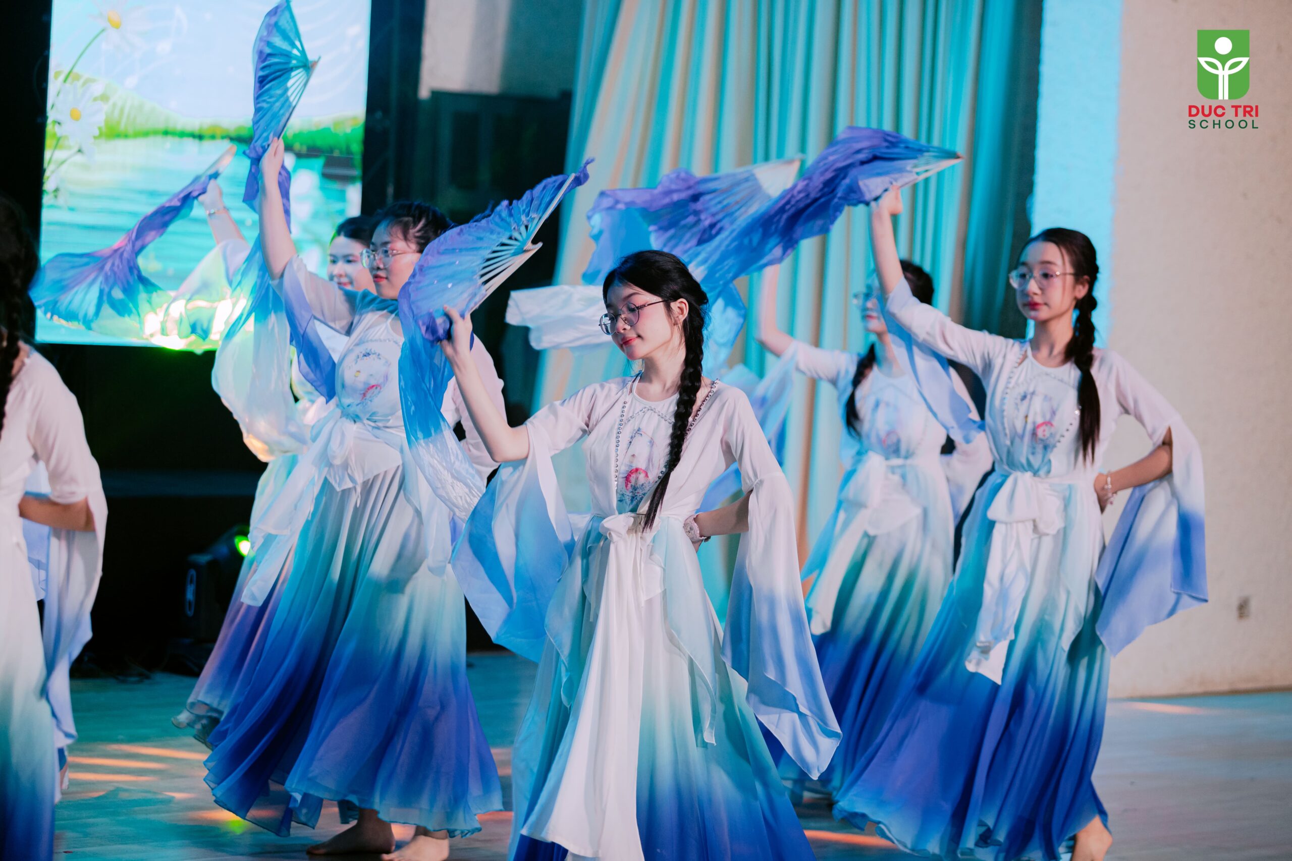 Chương trình nghệ thuật Khúc Xuân Ca